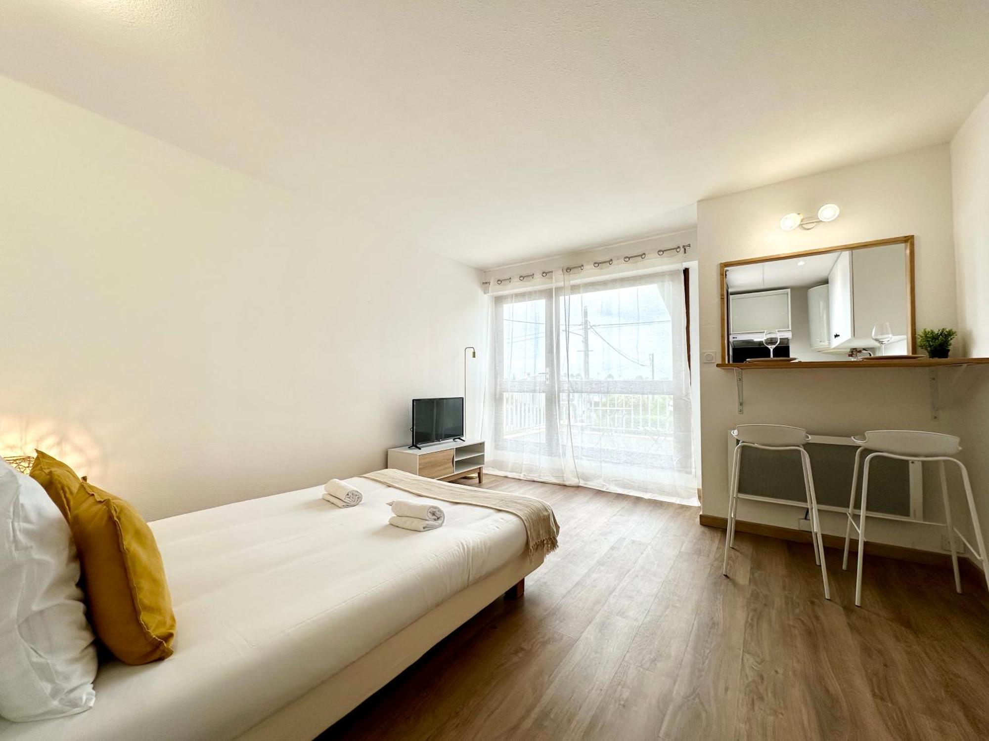La Riviera - Terrasse - Parking & Parc Apartment Мон дьо Марсан Екстериор снимка